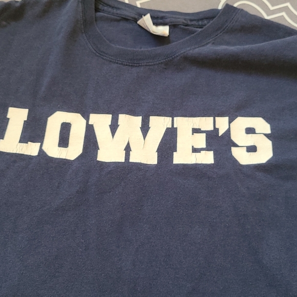 Dark blue Lowe's t-shirts, pair, one is a big more worn (see lettering). XL - Picture 3 of 6